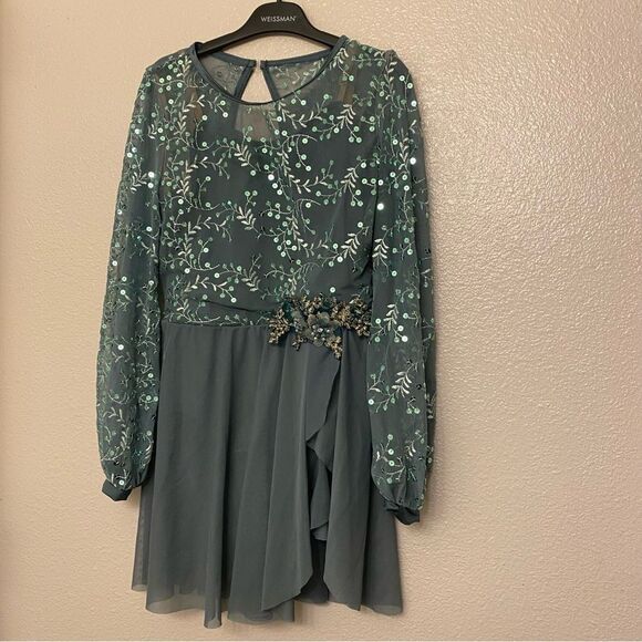 Weissman Dance Costume sage green sequin appliqué Saint Honesty 13413 LC child - Picture 2 of 12